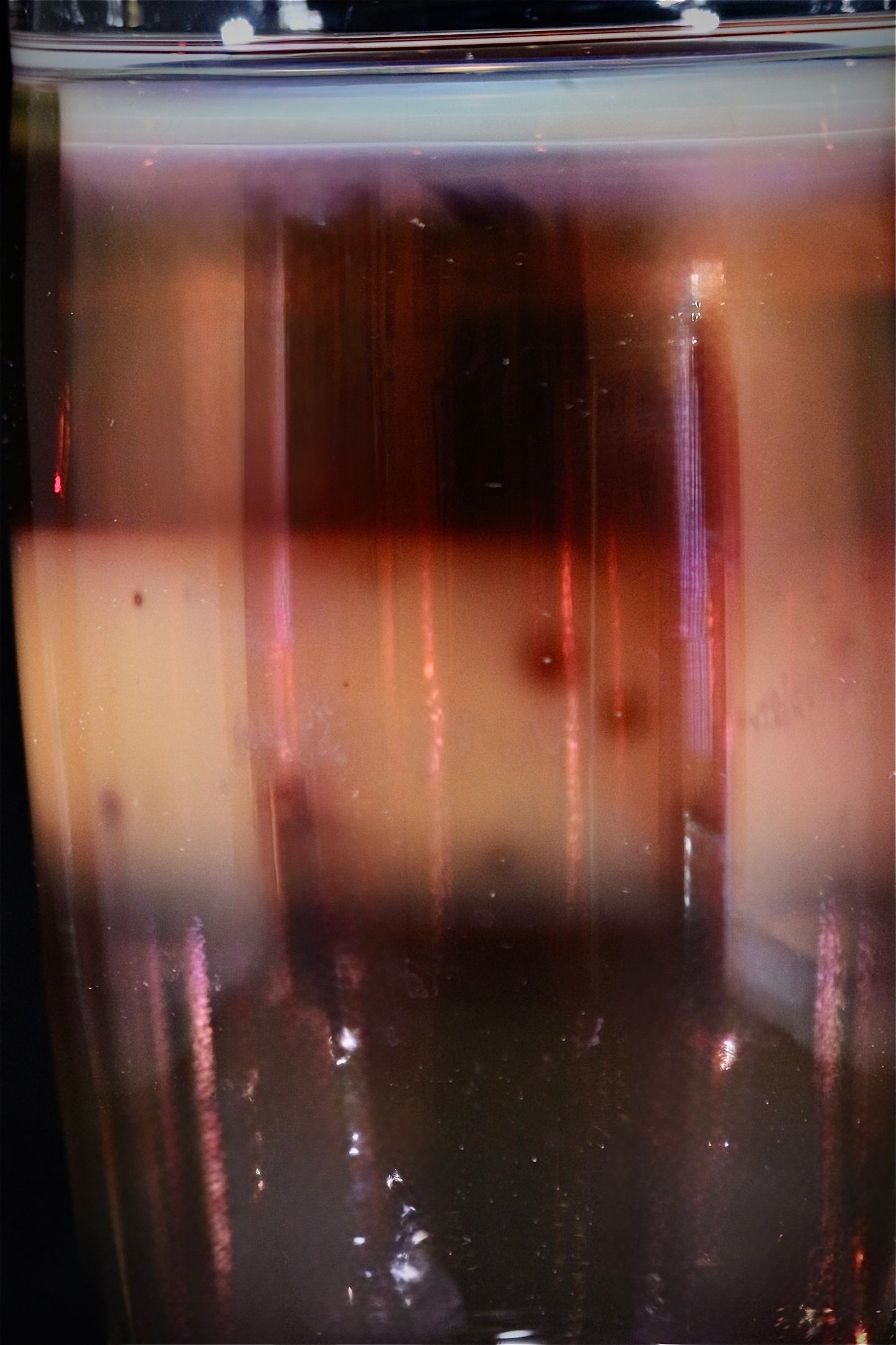 2nd quality insulator. 22 ounce tight lid